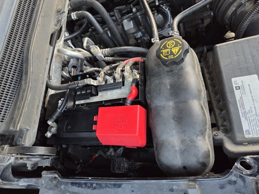 Under-hood battery and fuse box check