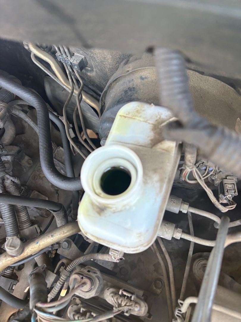 Brake master cylinder opened for a fluid check