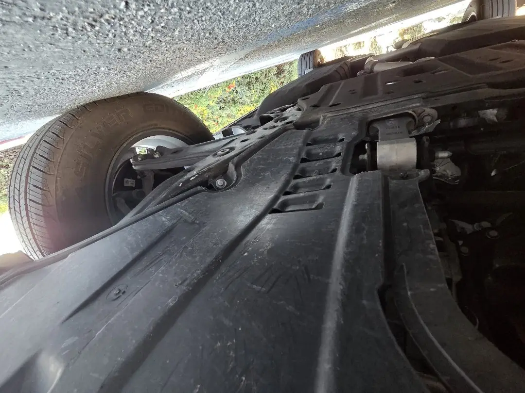 Undercarriage inspection from below