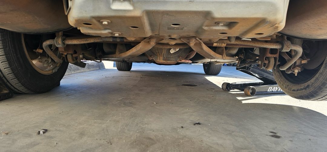 Front undercarriage look-over